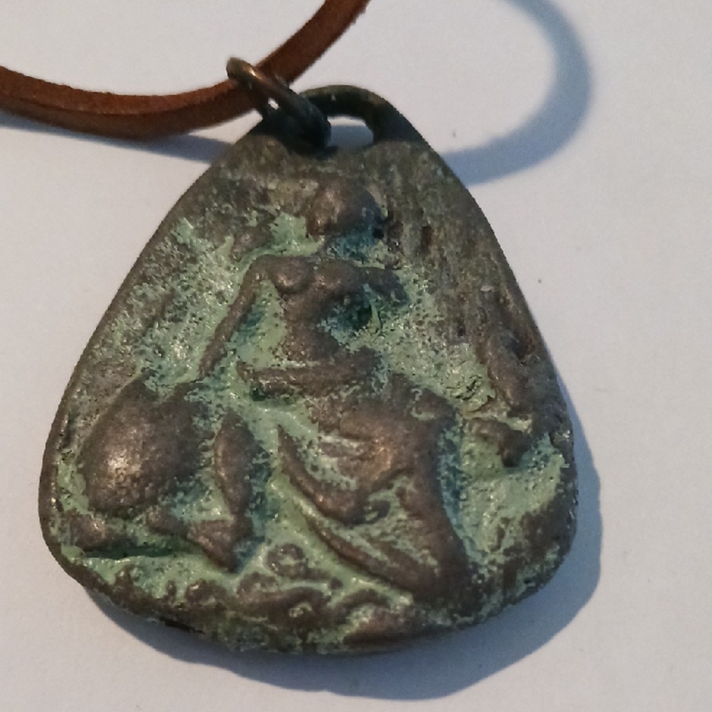 Artisan Antique Pendant Ship Women